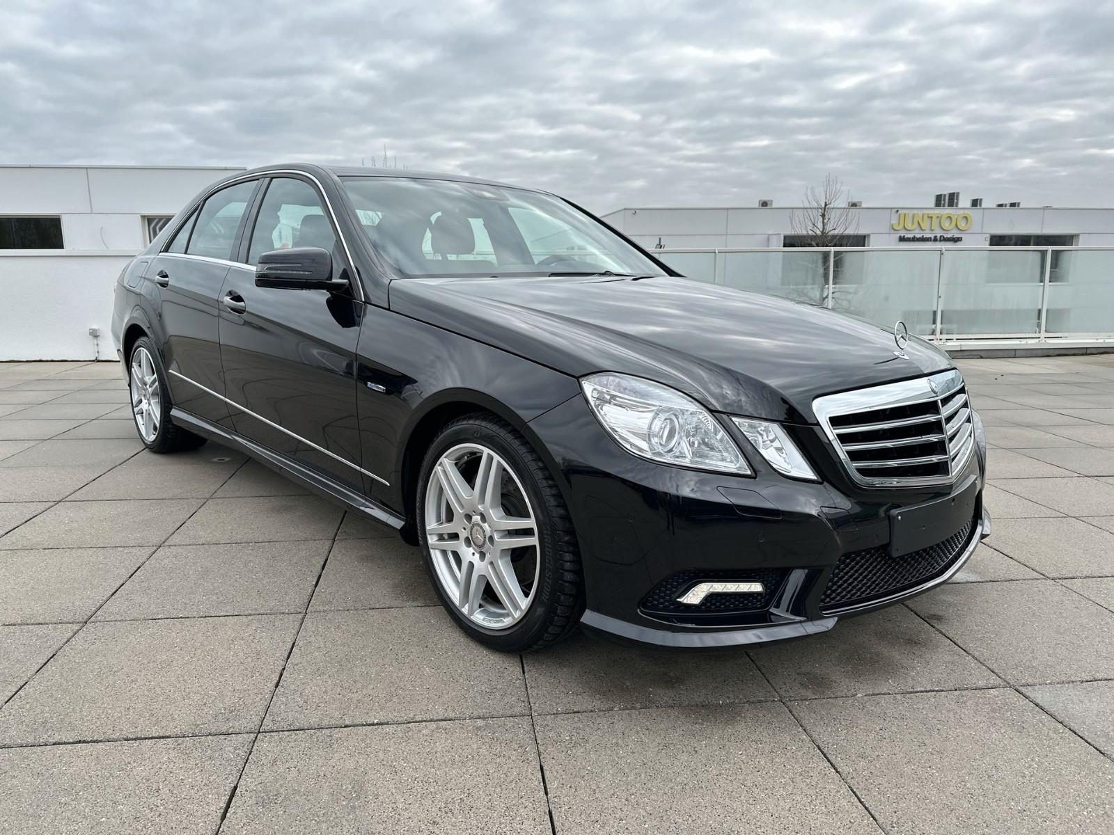 Mercedes-Benz E 250 CDI Erstbez. WIE NEU ! Checkheftgepflegt !
