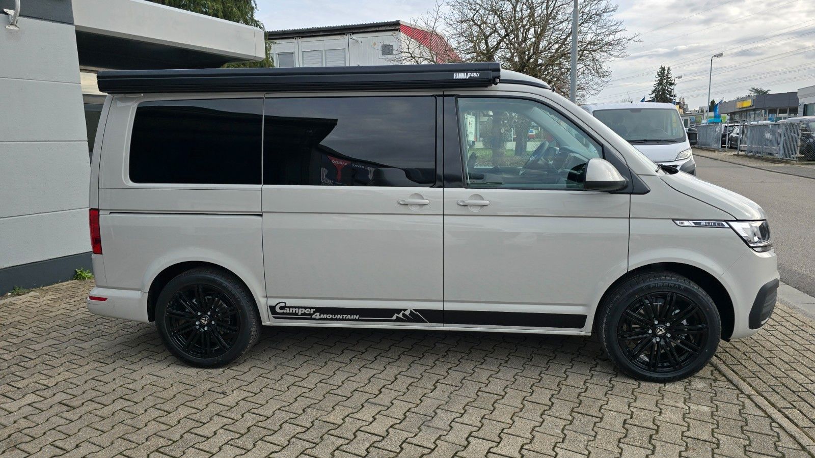 Volkswagen T6.1 Camping Ausbau DSG ALU 19 Schlafdach AHK foto 3