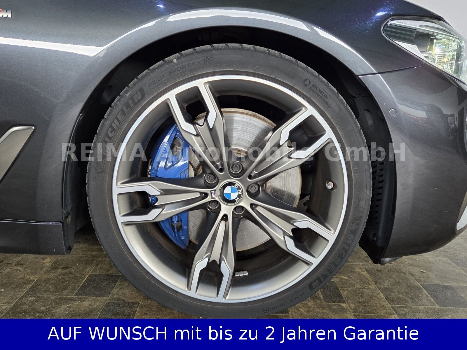 Fahrzeugabbildung BMW M550 i xDrive, Pano, LED, HUD, Massage