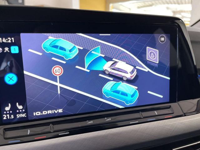 Golf VIII Variant 2.0 TDI Life Bluetooth Navi
