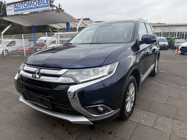 Mitsubishi Outlander Plus 2WD *7Sitzer,R-Kamera*