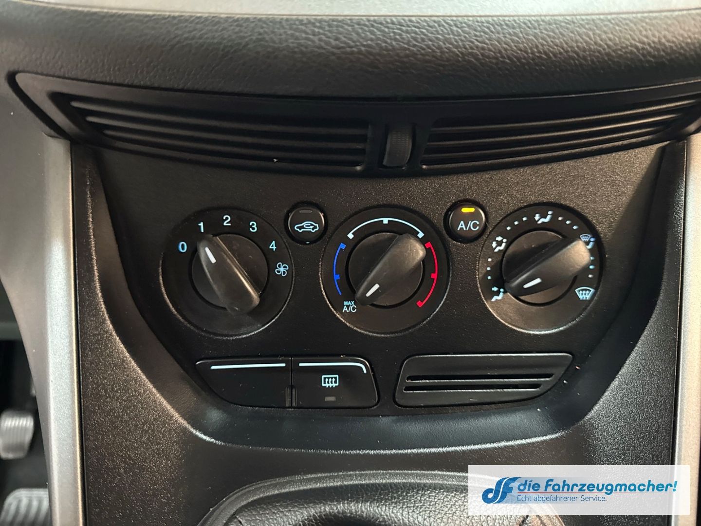 Fahrzeugabbildung Ford C-Max Trend 1,6 Zahnriemen neu *2529