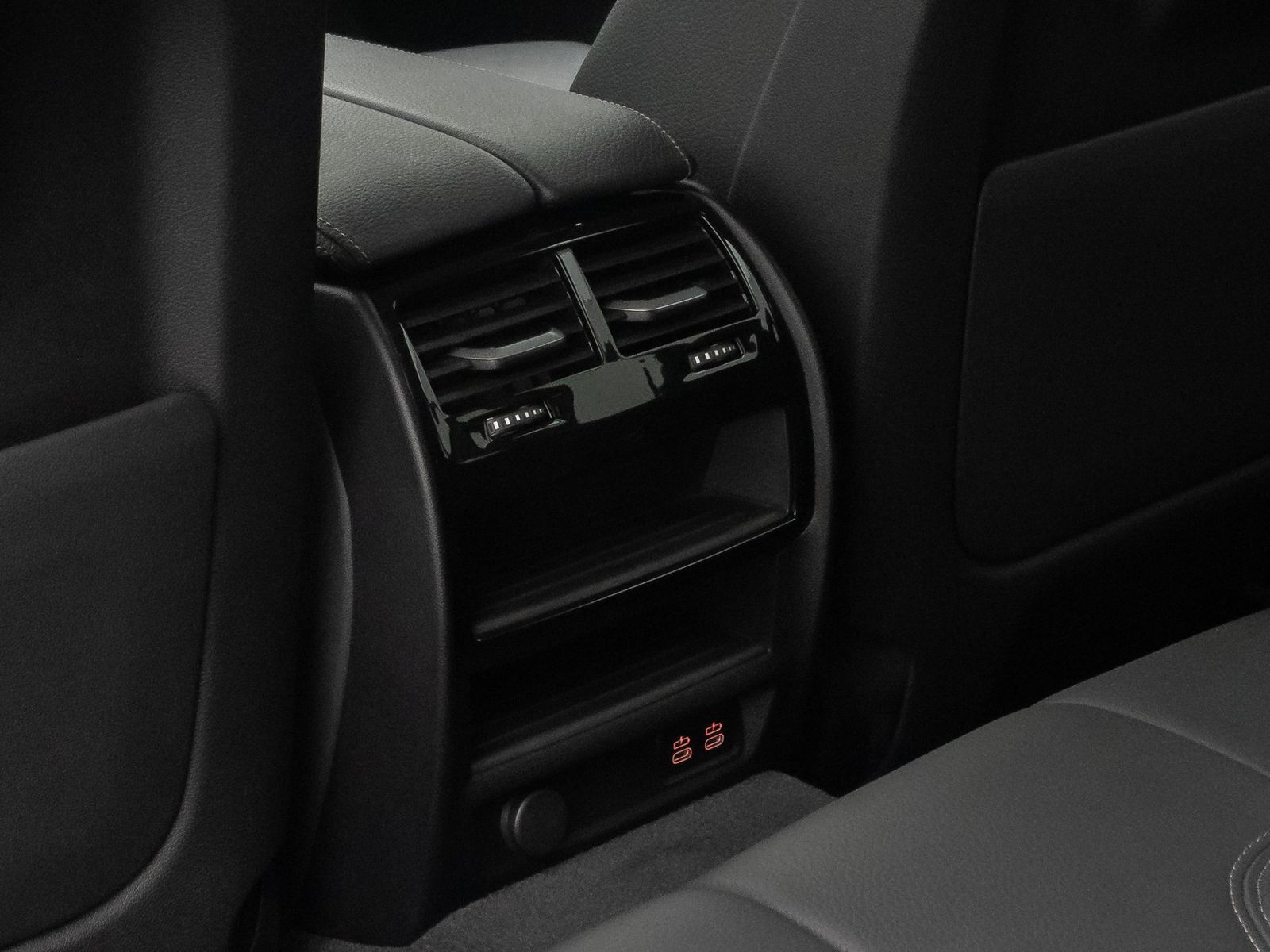 Fahrzeugabbildung BMW 530e Luxury Line DAB Laser Komfort H/K HUD Sport