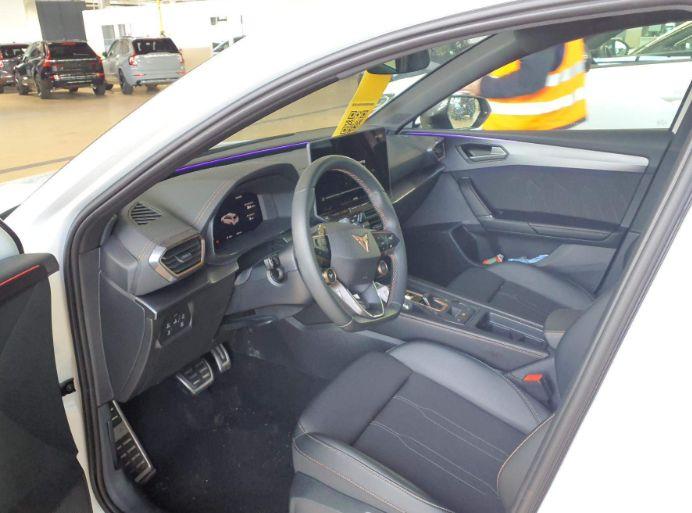 Cupra Leon Sportstourer 1.5 eTSI DSG | NAVI | LED |