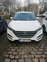 Hyundai Tucson 1.6 Benzin | EZ 10/2016 | 1... - Hyundai TUCSON: Hyunda