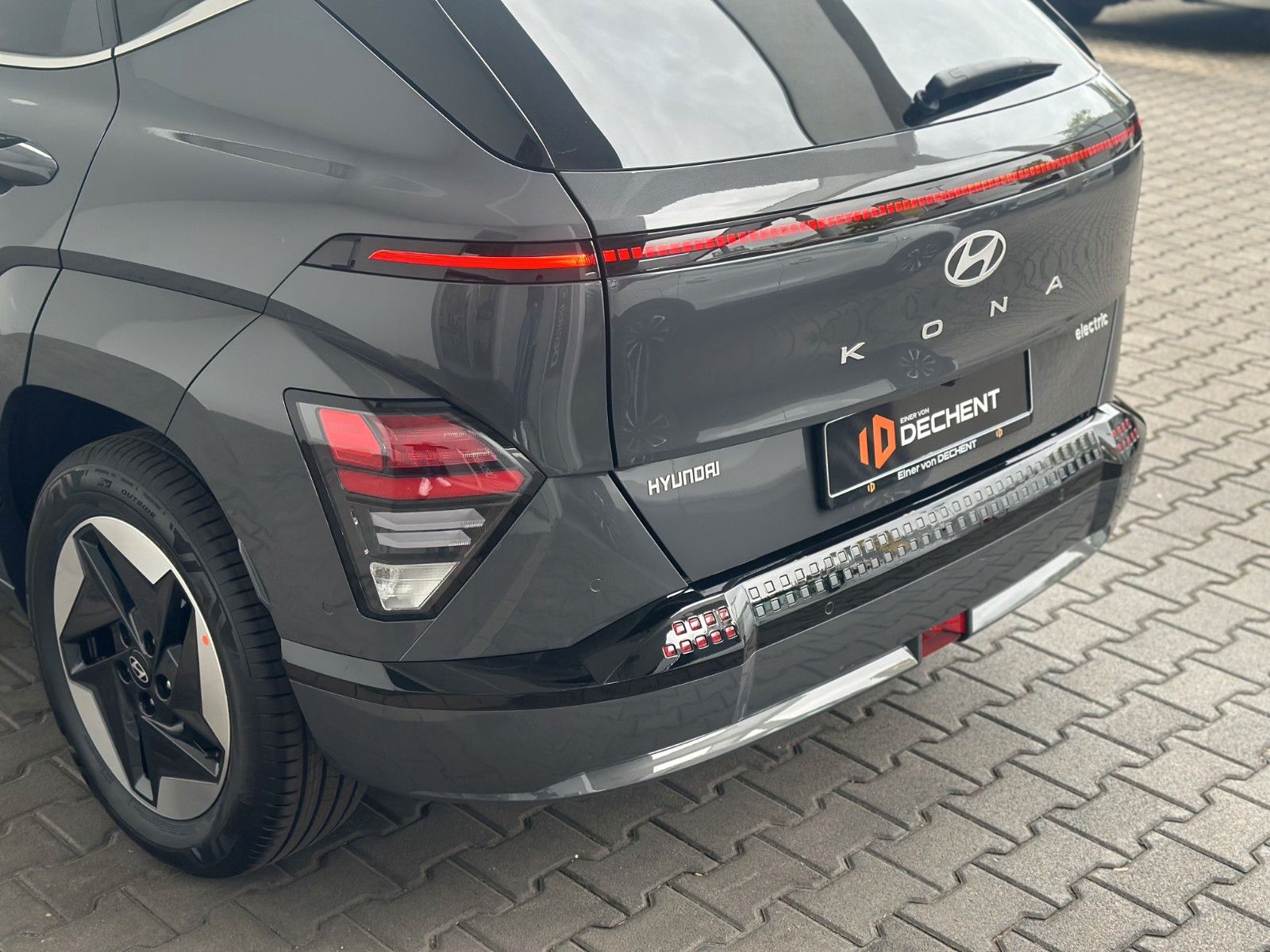 Fahrzeugabbildung Hyundai Kona El. Prime 65,4kWh Sitzp/Glasdach/360°!