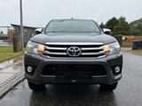 Toyota HILUX 2.4, EX.CAB. 4X4 - Toyota Hilux: 4x2