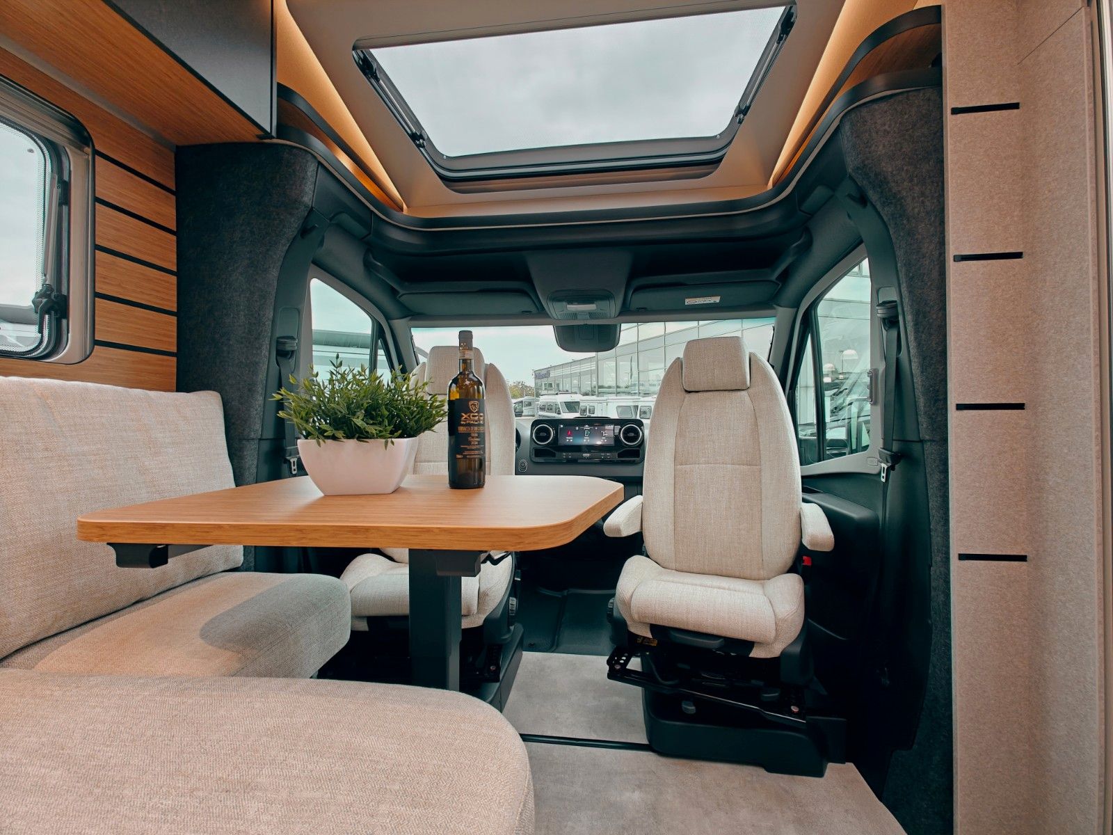 Fahrzeugabbildung HYMER / ERIBA / HYMERCAR ML - T 580 4x4 2026 - SOFORT LIEFERBAR!