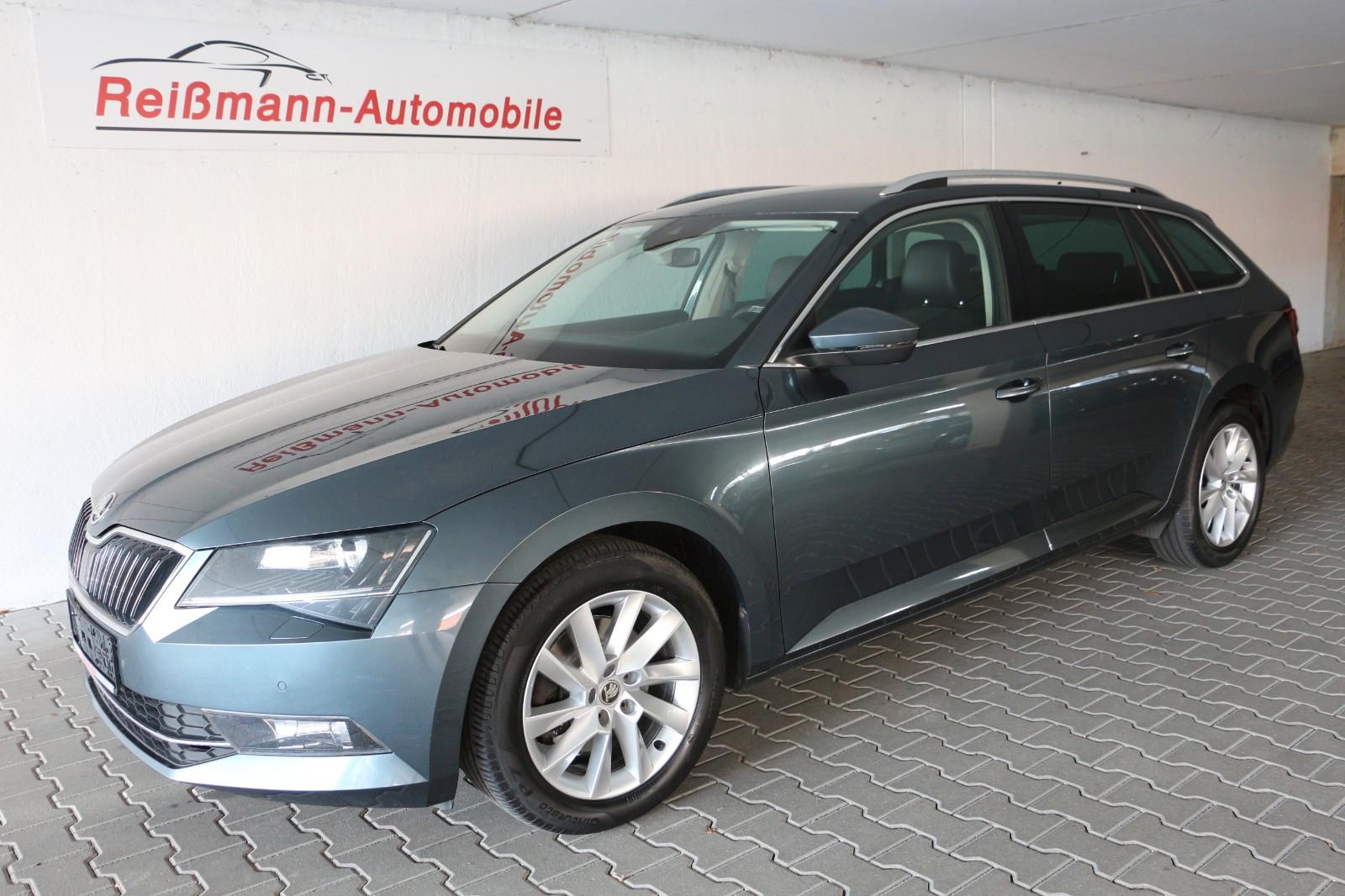 Skoda Superb Combi Style 4x4, Leder, Xenon, Standhzg.