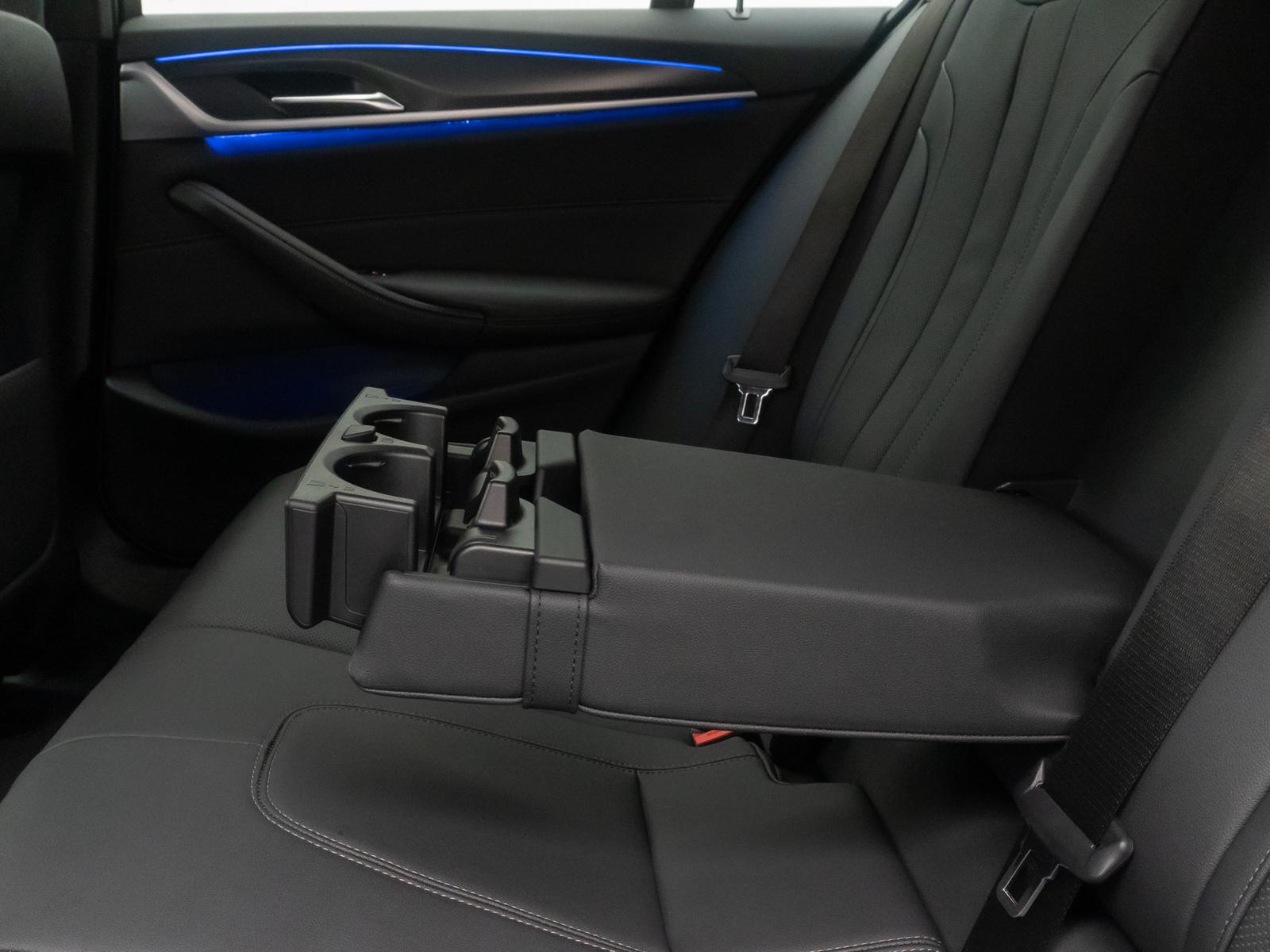 BMW 520d xD M Sport DAB Laser HUD AHK Alarm Komfort