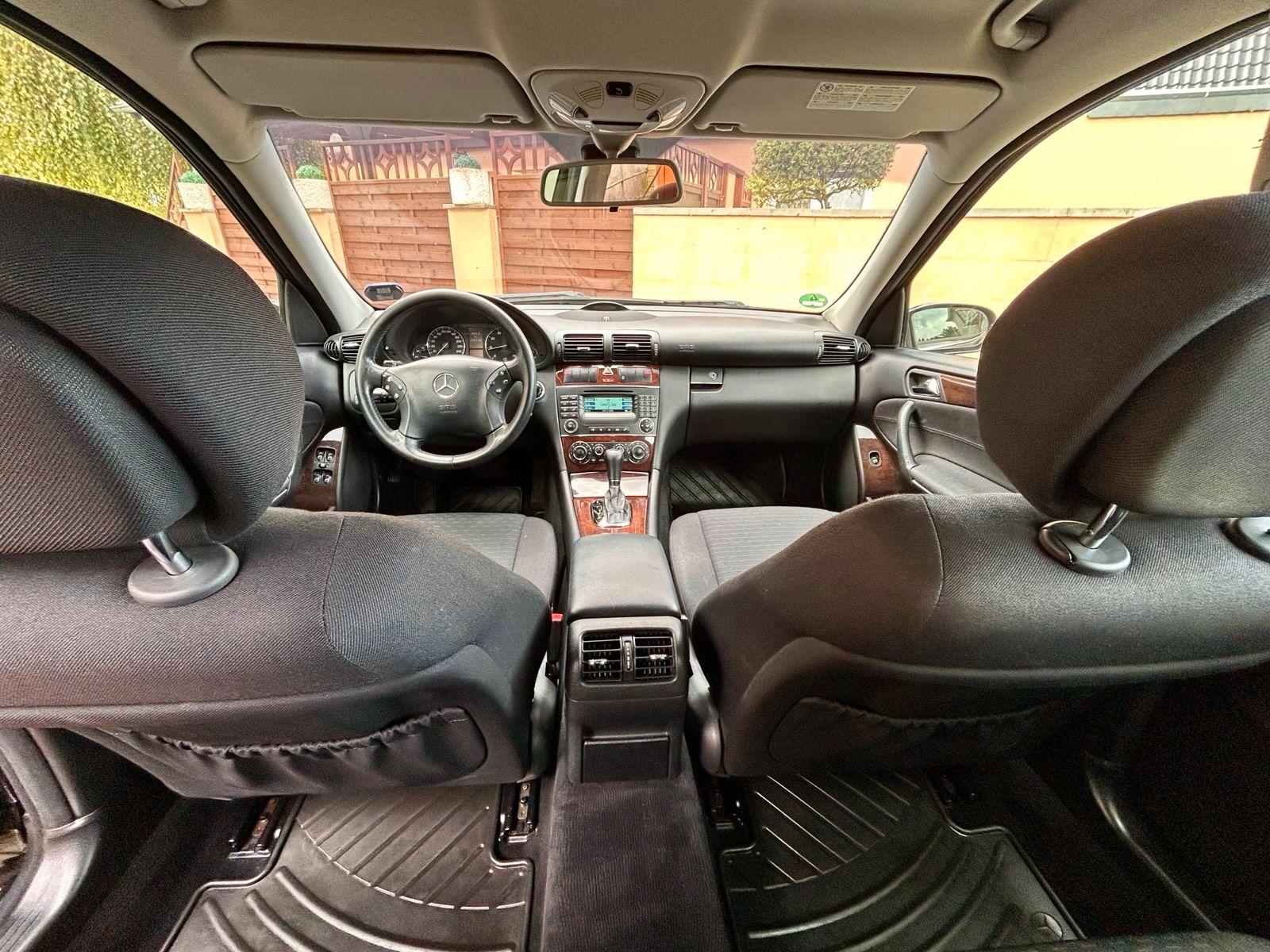 Mercedes-Benz C180 2006 — photo 14