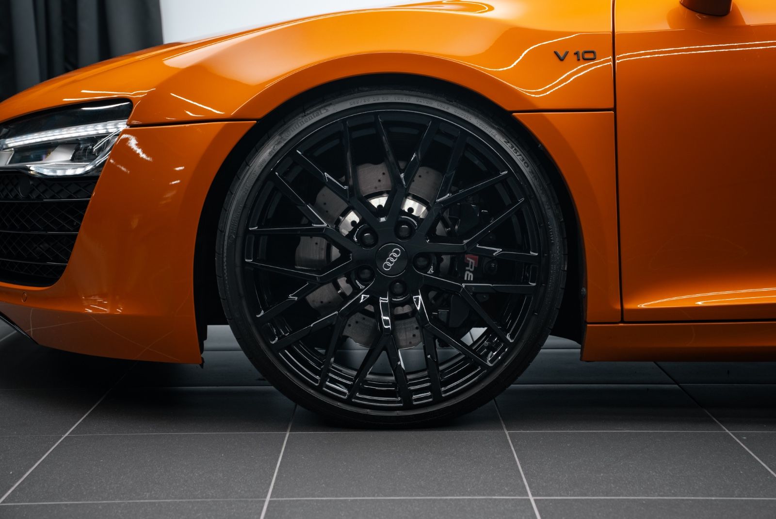 Fahrzeugabbildung Audi R8 Coupé HANDSCHALTUNG/B&O/CAM