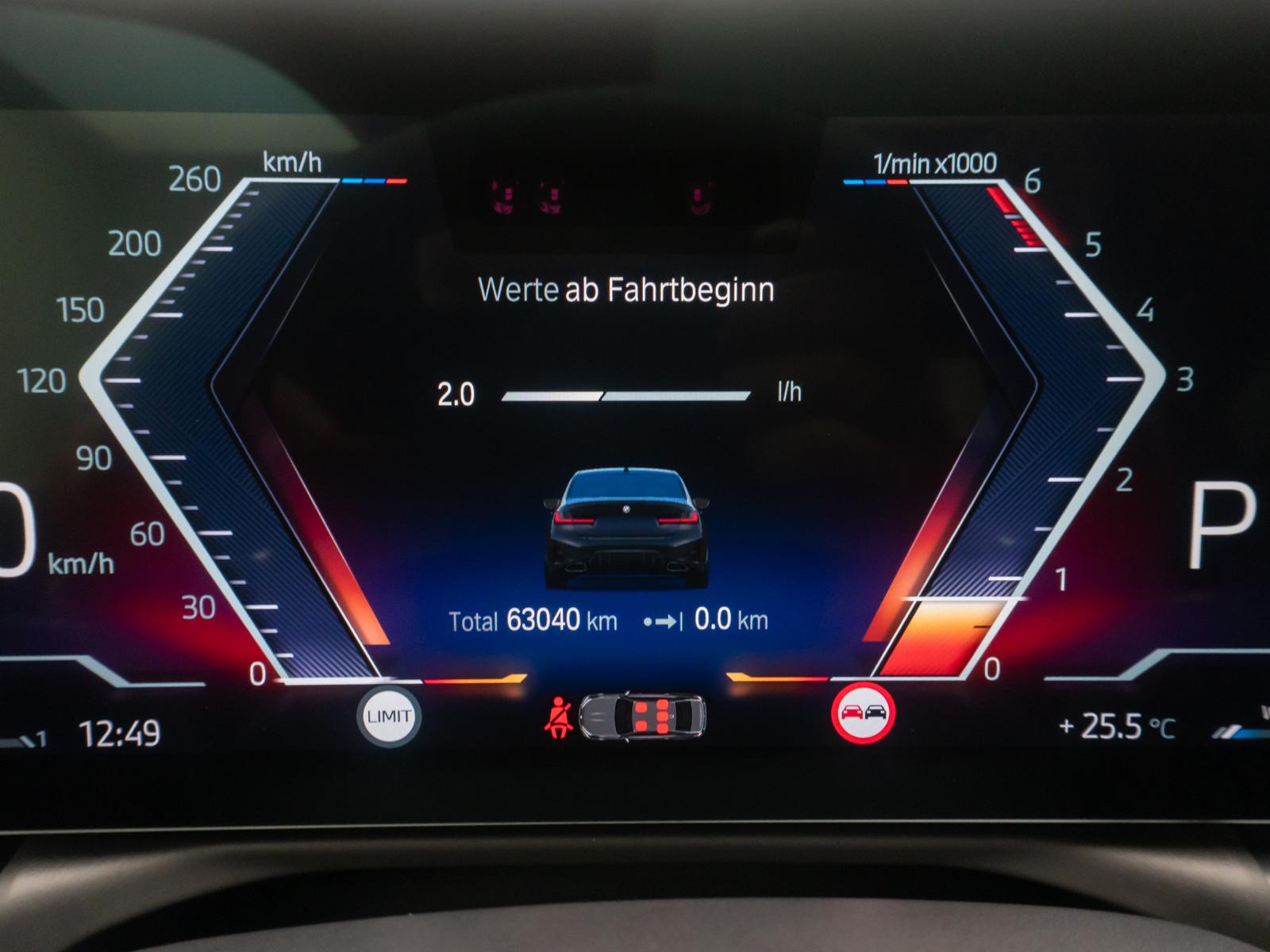 BMW M340d xD 360° HUD DAB H/K Alarm AHK Glasdach 19"