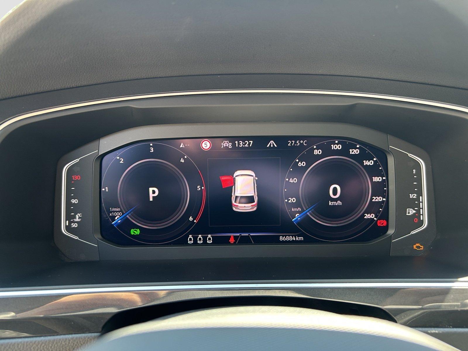 Volkswagen Tiguan 2.0 TDI DSG 4Mo Elegance AHK NAVI LED PDC