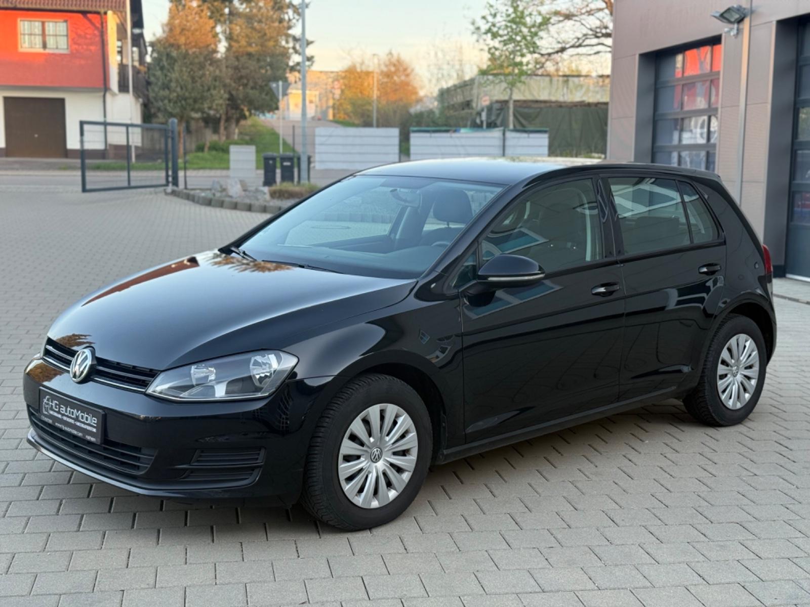 Volkswagen Golf 7 1.6 TDI VII Lim. Trendline BMT Tüv NEU
