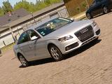 Audi A4 Lim. Attraction TÜV 05/2027 S-HEFT - Audi A4: 05