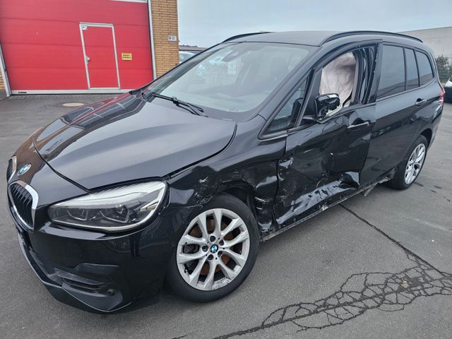 BMW 218 Gran Tourer Aut. * HUD * Navi * LED *