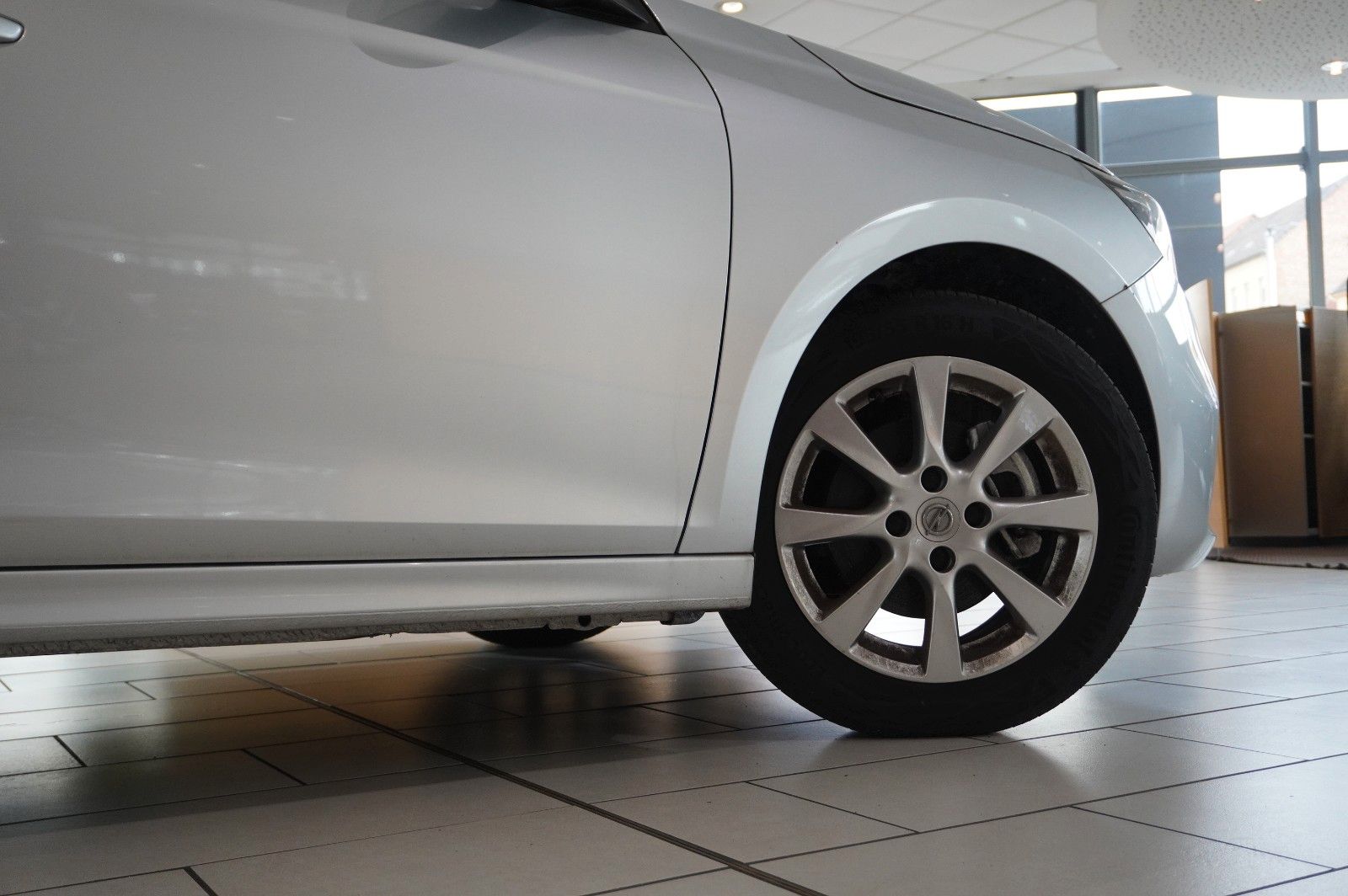 Fahrzeugabbildung Opel Corsa F 1.2T EDITION AT NAVI/LED/SPORT/TEMP/DAB+