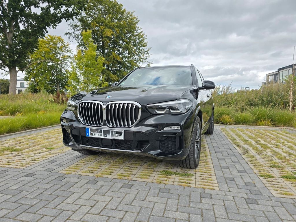 Image of BMW X5