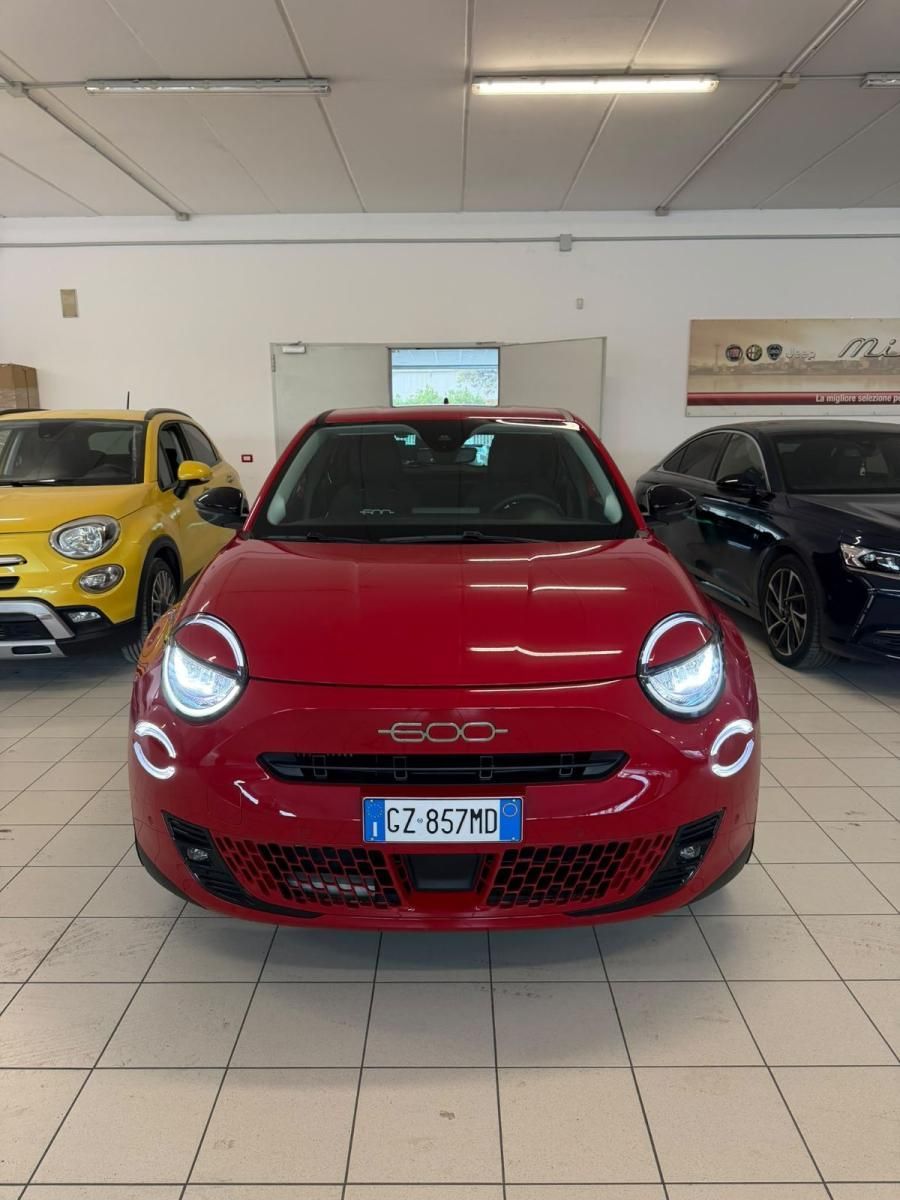 Other FIAT - 600 - Hybrid DCT MHEV POP imagem 3