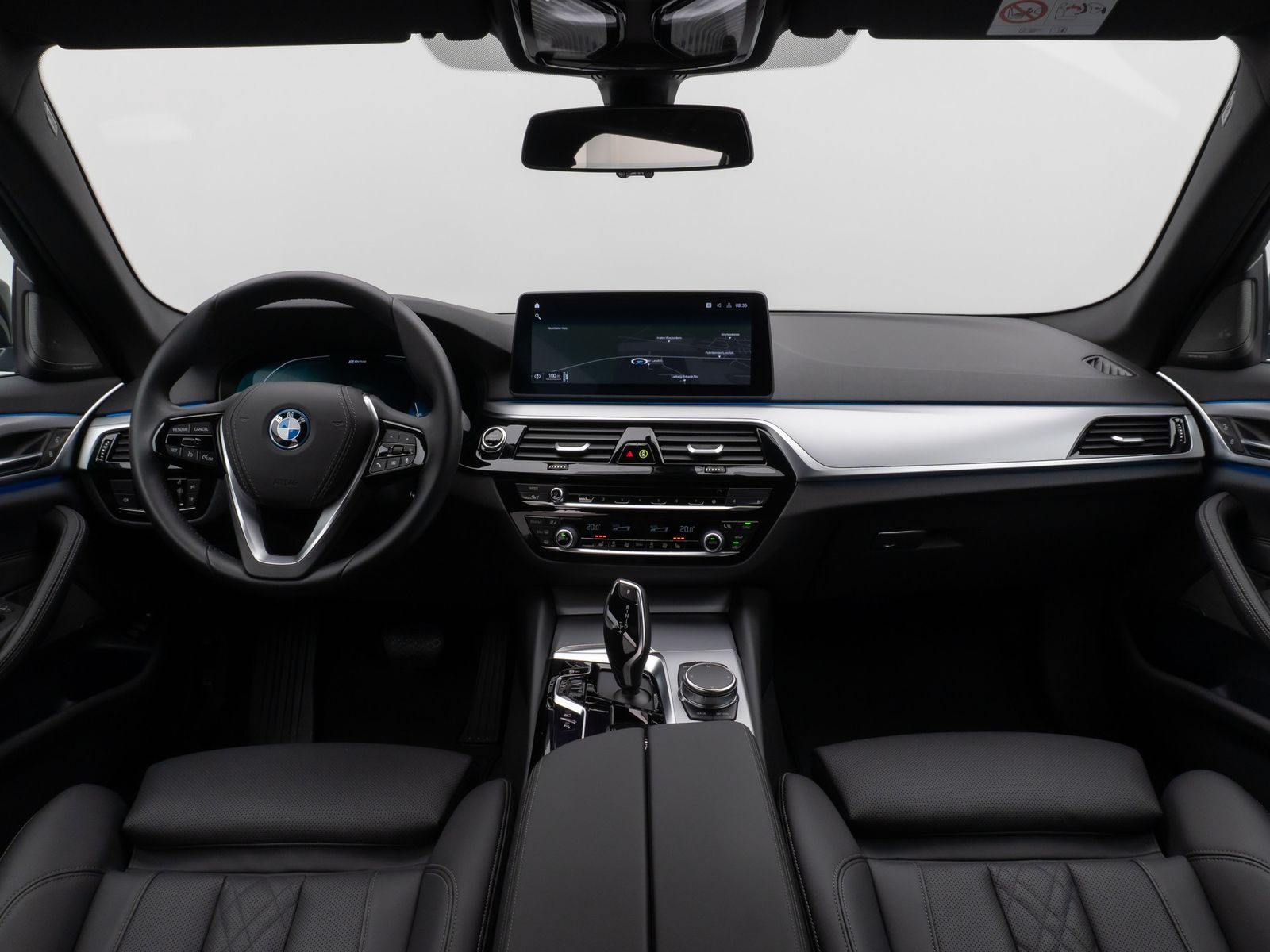 Fahrzeugabbildung BMW 530e HUD Laser DAB Kamera H/K AHK Alarm Sport