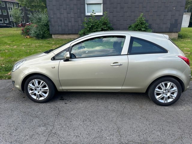 Opel Corsa D