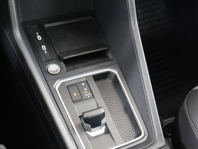 Volkswagen Caddy Maxi 2.0TDI DSG STYLE LED NAVI STANDHZ AHK