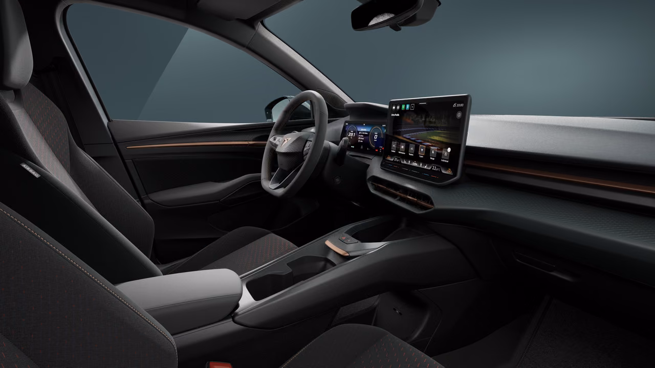 Cupra Raval Plus 99kW/135 PS*AHK*EDGE PACK*BELOW PACK*