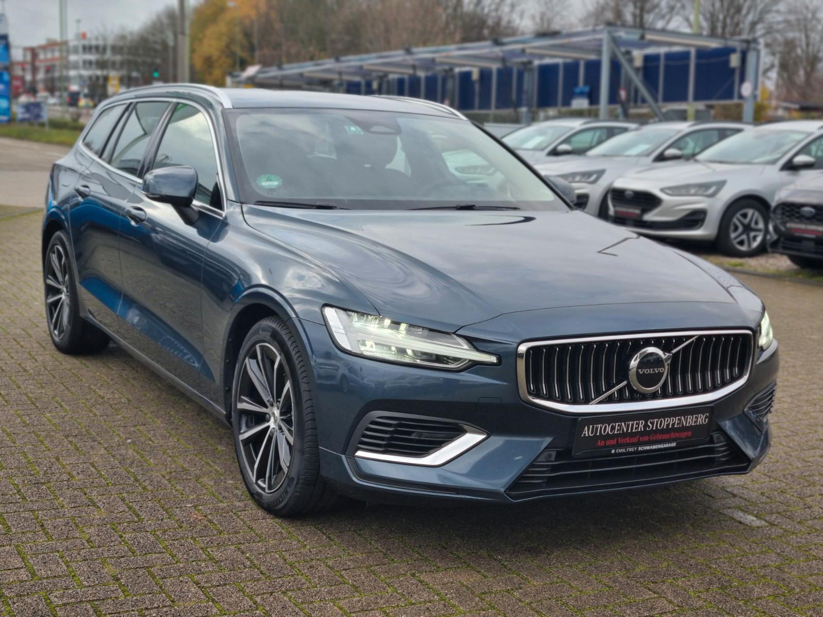 Volvo V60 T8 AWD/Kamera/Navi/AHK/PD/LEDs/Garantie