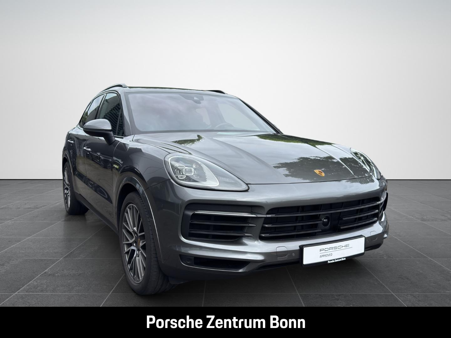 Porsche Cayenne E-Hybrid Abstandstempomat Luftfederung