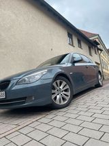 BMW E60 520d Facelift Navi Edition - BMW 520: E60