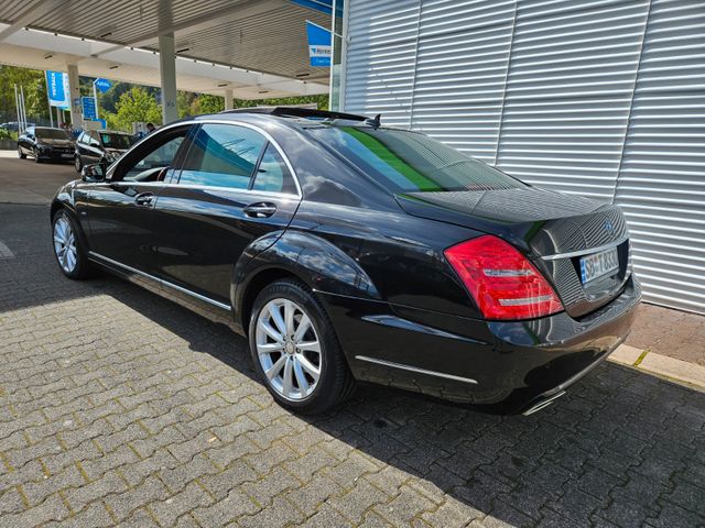 Mercedes-Benz S 350 S -Klasse Lim. S 350 BlueTec L 4-Matic PAN