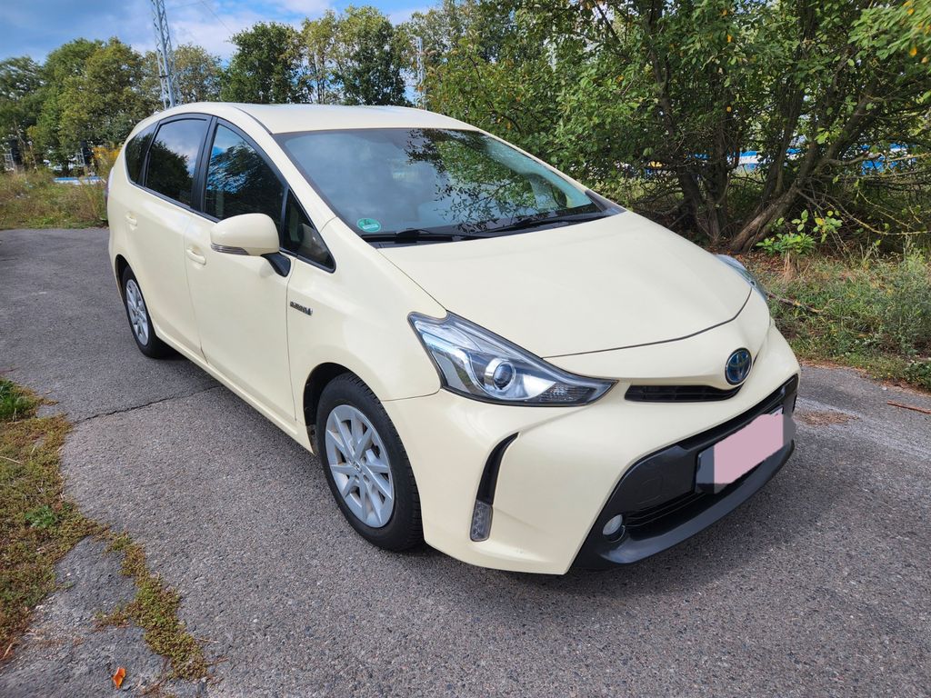 Image of Toyota Prius+