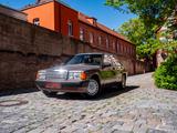 Mercedes-Benz 190 2.3 AUTOMATIK Schiebedach Karo Braun - Mercedes-Benz 190: Limousine, 2.3