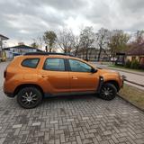 Dacia Duster TCe 100 ECO-G 2WD 2 Benzin/gas - mit LPG-Antrieb: Orange, Geländewagen