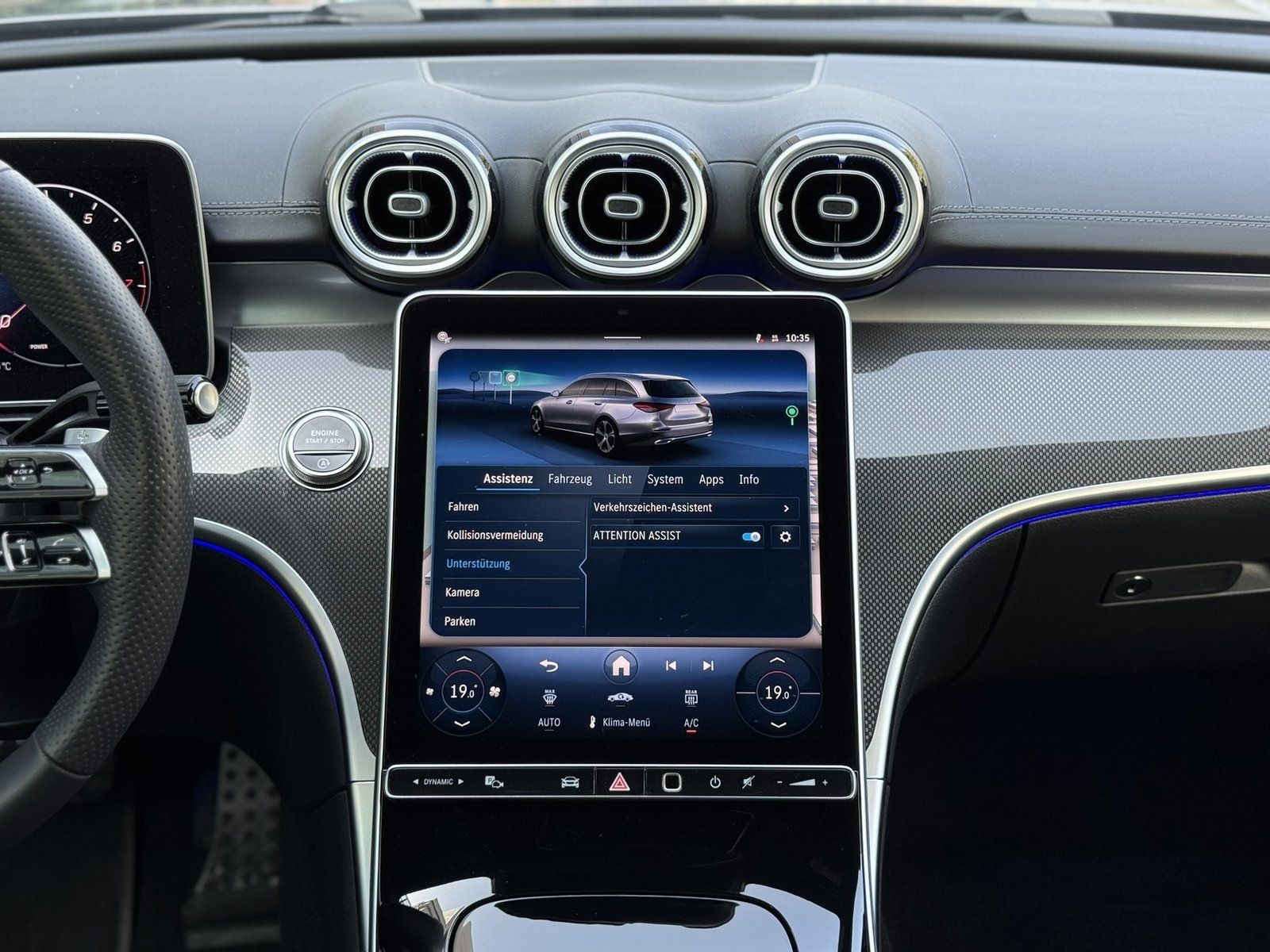 Fahrzeugabbildung Mercedes-Benz C 200 T AMG*DISTRONIC*360°*DIGITALLIGHT*KEYLESS*