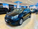 Kia Rio 1.1 Diesel 75 Cv - Kia Rio aus 2012 mit Diesel-Antrieb