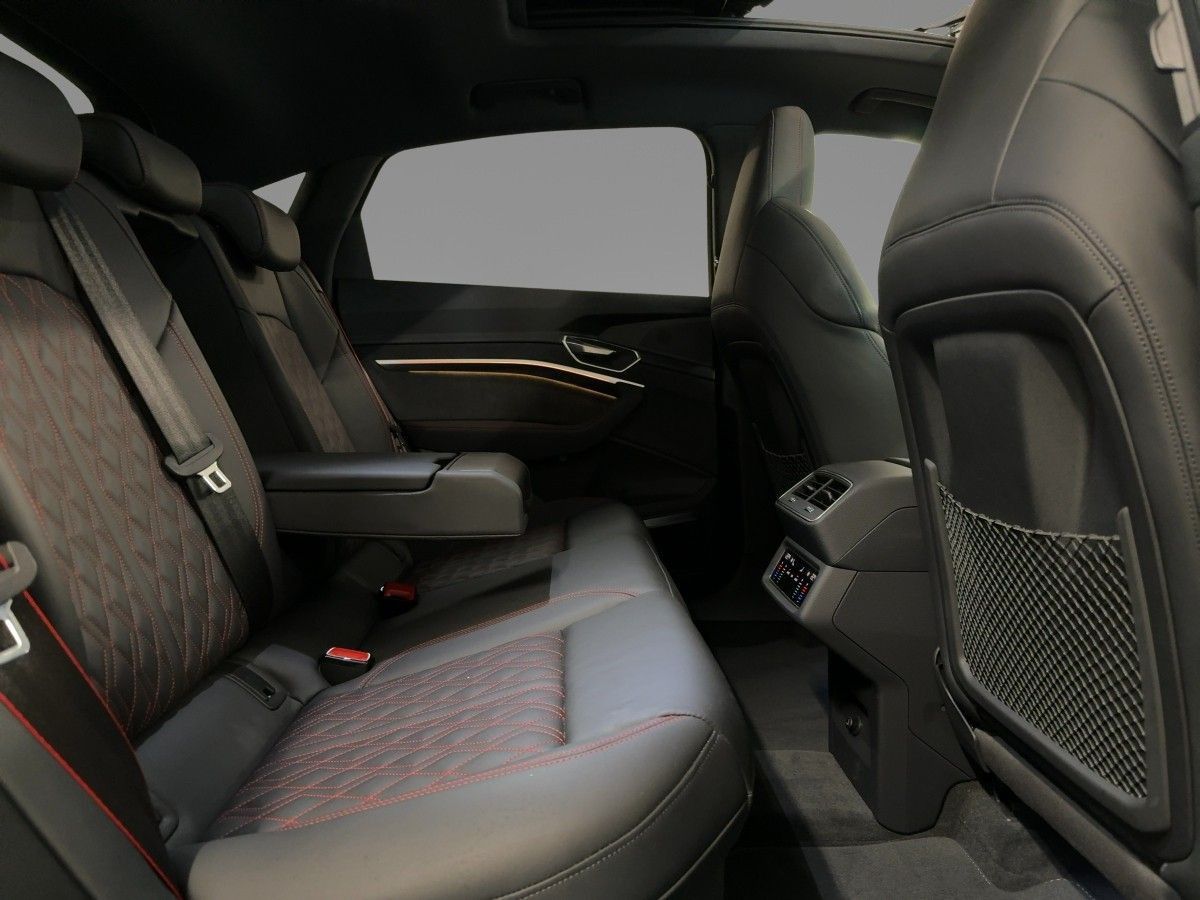 Audi Q8 e-tron - Bild 12