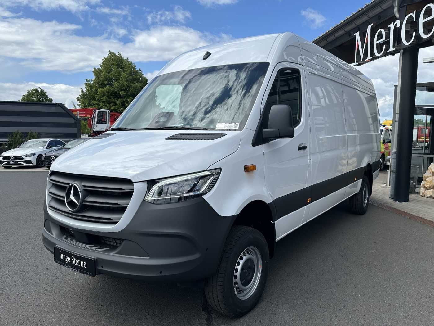 Fahrzeugabbildung Mercedes-Benz Sprinter 319 CDI 4x4 4325 Kamera LED SHZ MBUX