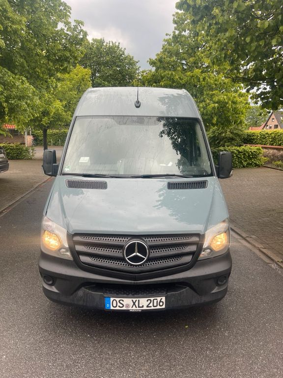 Image of Mercedes-Benz Sprinter