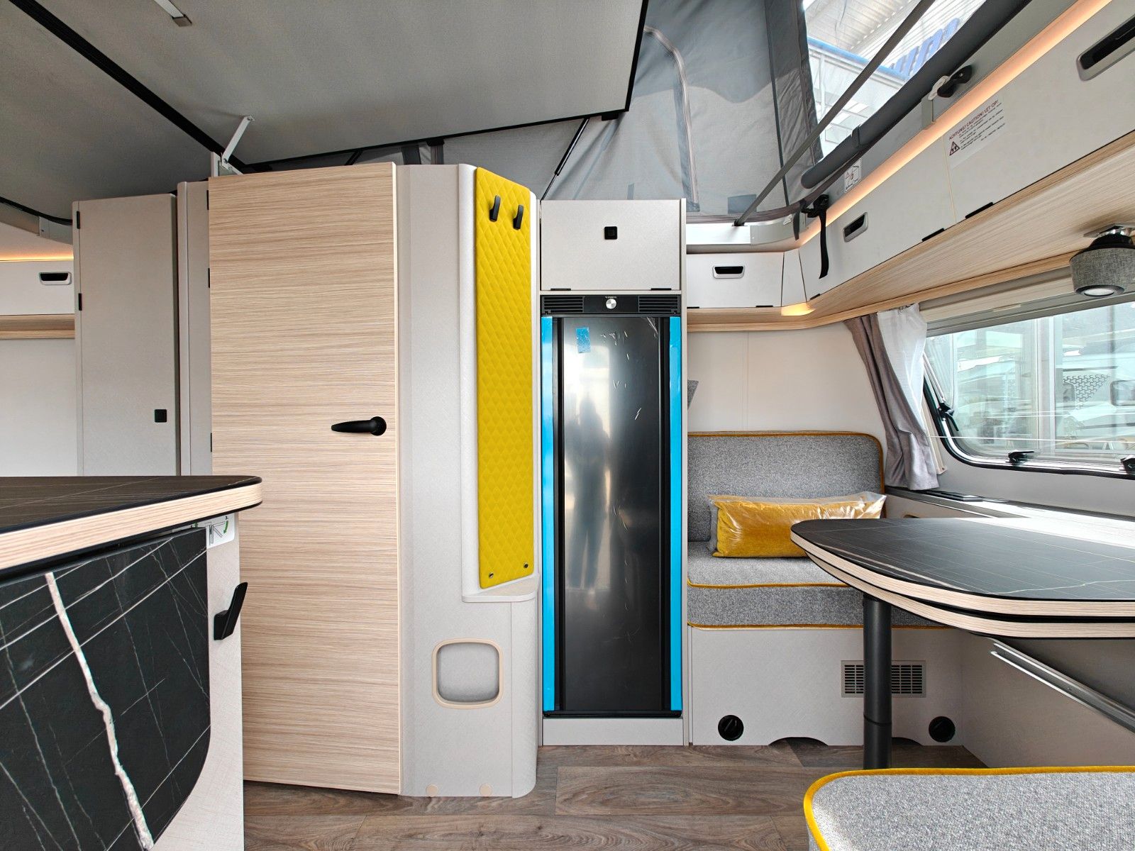 Fahrzeugabbildung HYMER / ERIBA / HYMERCAR Touring 630 Nugget Gold SD - JETZT 5.404€ SPAREN