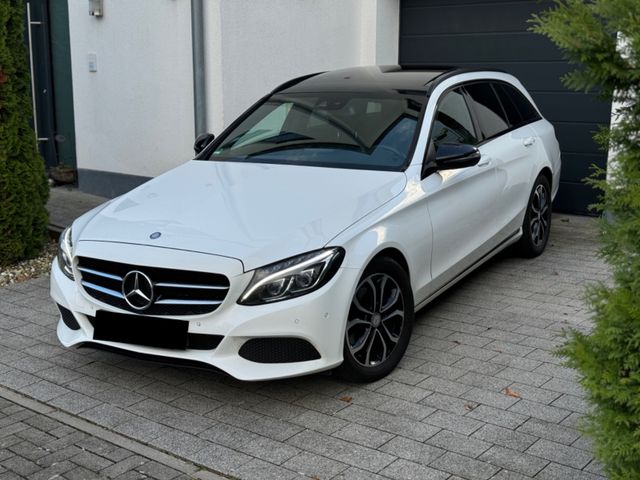 Mercedes-Benz C 200 d T AVANTGARDE Automatik Night-Paket/Pano