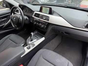 BMW 320 - 11