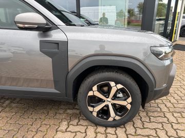 Dacia Duster hybrid 155 Journey