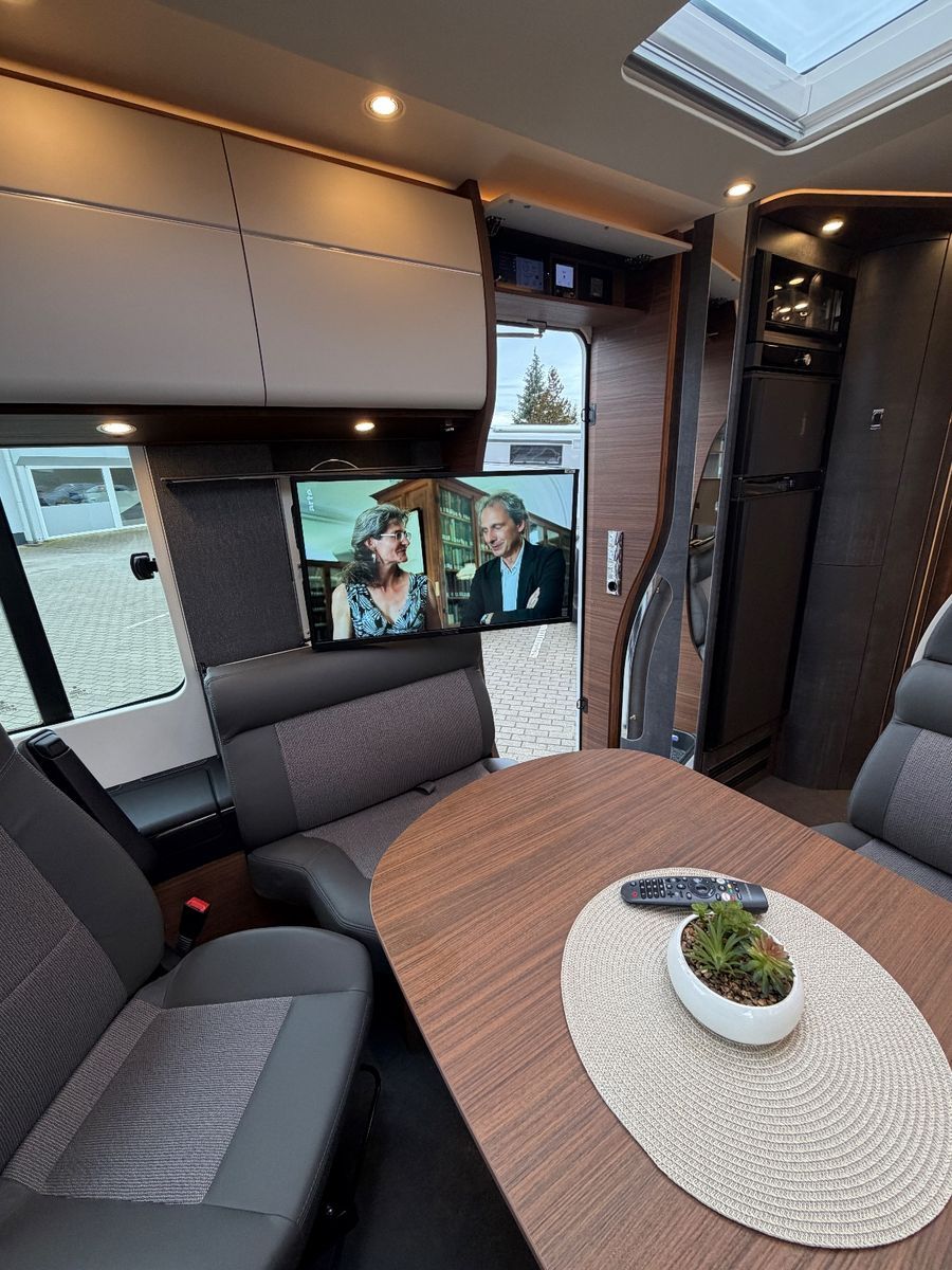 Fahrzeugabbildung Carthago chic c-line 4.9 LE MJ26 Cortina