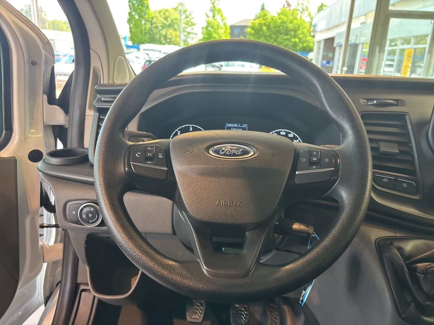 Fahrzeugabbildung Ford Transit Kasten 280 L1 Trend DAB Notbremsass. Tem