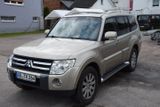 Mitsubishi Pajero 3,2 DI-D Instyle Automatik Instyle - Mitsubishi Pajero aus 2007 mit Diesel-Antrieb