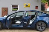 Tesla Model 3 SR+ - Innen weiß!! Nur 799 € im Auto-ABO - blaue Tesla Model 3