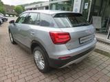 Audi Q2 Design - mit Benzin-Antrieb: Allradantrieb, Geländewagen