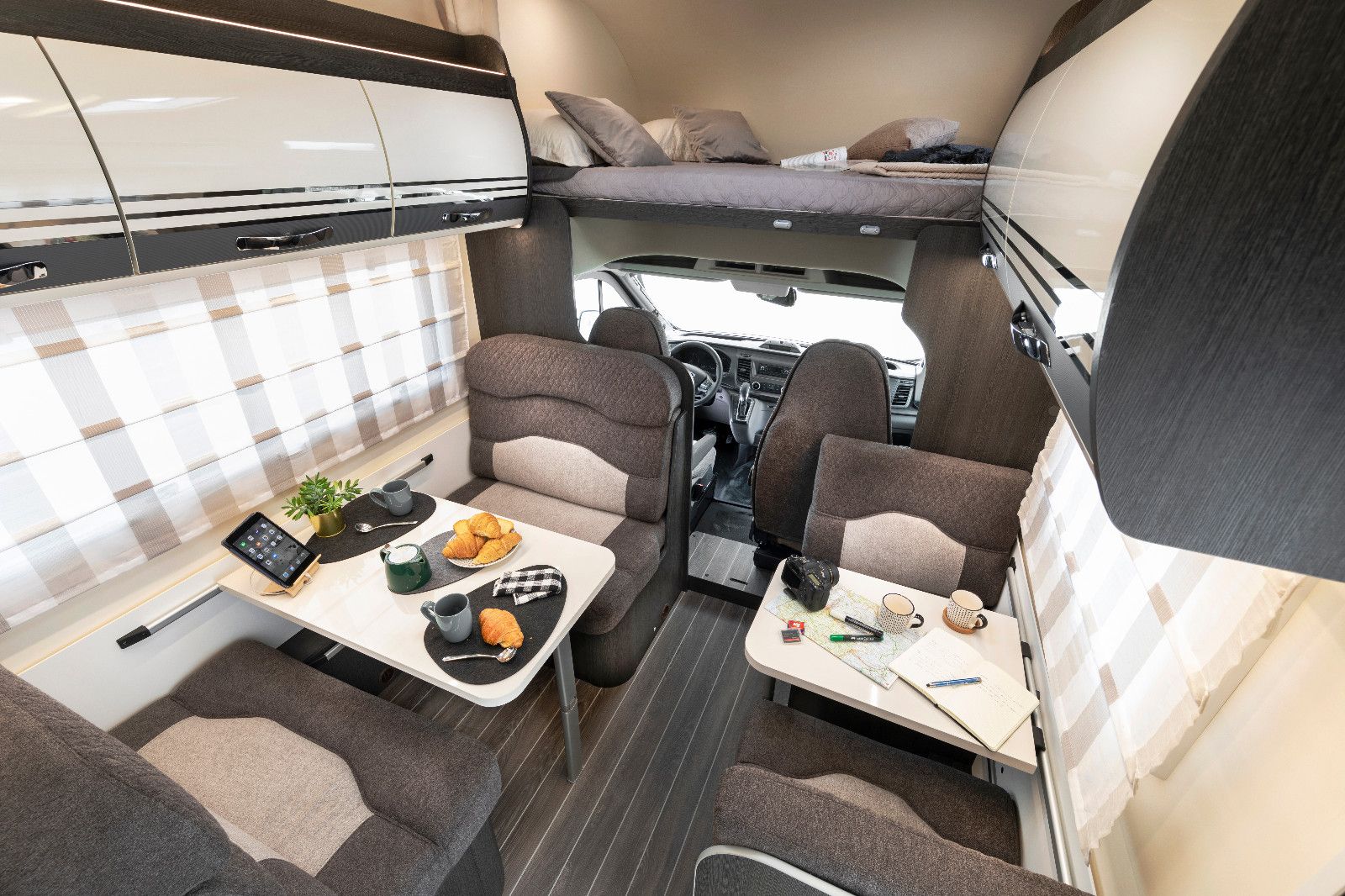 Fahrzeugabbildung Roller Team Kronos 277 M - 6.389€ sparen!